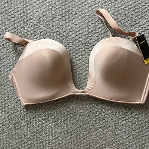 Wonderbra ultimate plunge push up